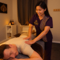 Thai massage bei Rückenschmerzen und Verspannungen